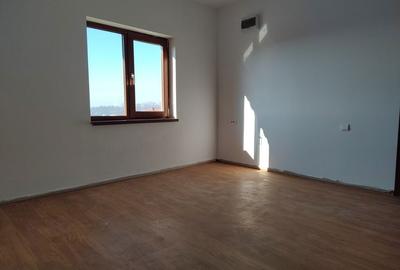 Casă cu 4 camere în Mihail Kogălniceanu - 6
