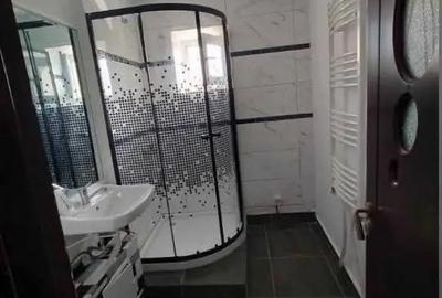 Apartament cu 3 camere decomandat în Nicolina - 5