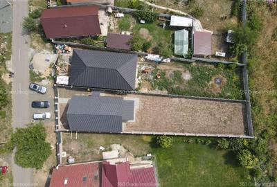Casă individuală cu 3 camere cu Canalizare în Moșnița Nouă - 17