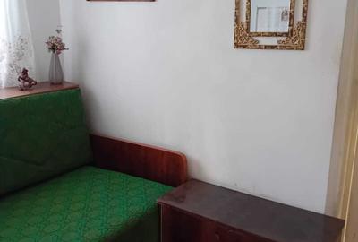 Casă cu 4 camere în Central - 1
