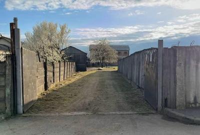 Spațiu comercial, de 805 mp, în Central - 3