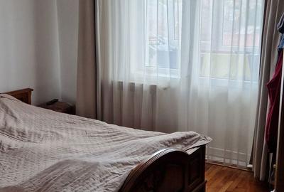 Apartament cu 4 camere decomandat în Central - 3