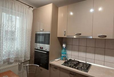 Apartament 3 camere- mobilat si utilat- Brancoveanu- Turnu Magurele Apartament 3 camere- mobilat si utilat- Brancoveanu- Turnu Magurele - 2