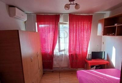 Garsoniera Spatioasa - Clima - Mobilata si Utilata - Bloc An - 1