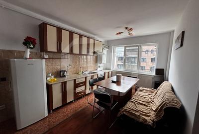 Apartament cu 3 camere semidecomandat, mobilat în Zorilor - 3