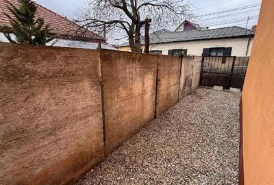 Garsonieră decomandată în Central - 9