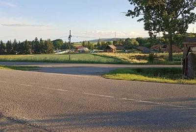 Teren de 3319 mp, în Arcuș - 8