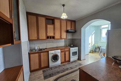 Apartament cu 3 camere în Berceni - 2