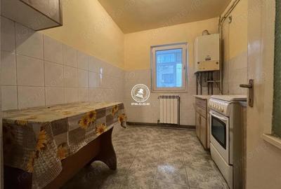 Apartament decomandat cu 2 camere in Nicolina 1, etajul 1 - 14