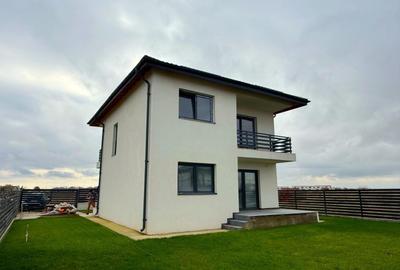 Vila Moderna Individuala / 4 Camere / 2 Bai / Teren 375 mp - 4