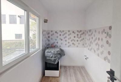 Aproape De Castelul Cantacuzino - 12