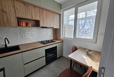 Apartament cu 2 camere semidecomandat în 1 Mai - 2