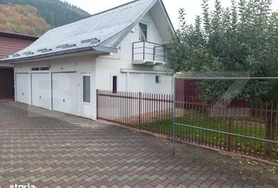 Casă cu 4 camere în Central - 13