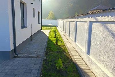 Inchiriez constructie noua in Bunloc Sacele - 2