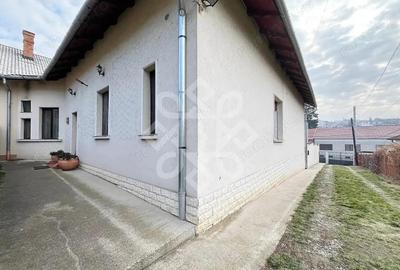 Casă cu 4 camere cu Teren 586 Mp în Central - 16