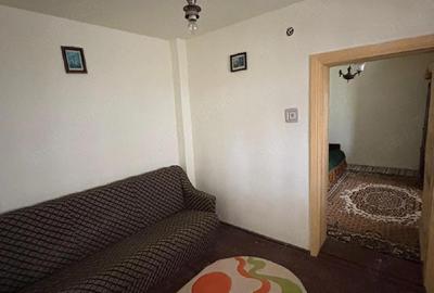 Casă cu 3 camere cu Teren 1372 Mp în Florești - 4
