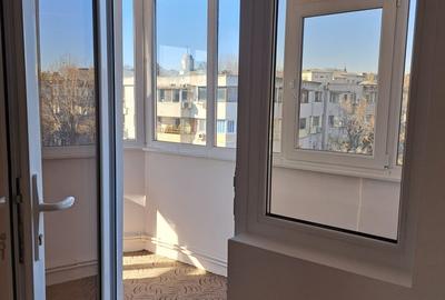 Se vinde un apartament cu 4 camere decomandat, situat în zona Port – Centru, - 6