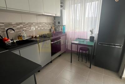 Apartament cu 3 camere decomandat în Olteniței - 3