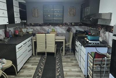 Casă cu 4 camere cu Teren 273 Mp în Gării - 17