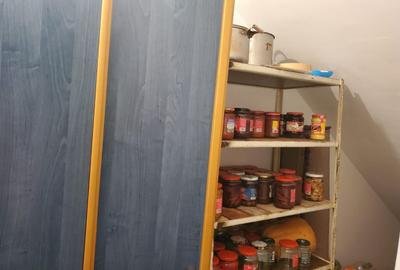 Casă individuală cu 6 camere cu Canalizare în Valu lui Traian - 8