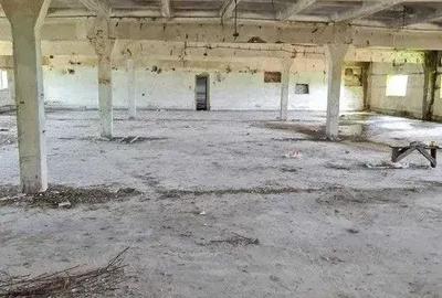 Spațiu comercial, de 1,700 mp, în Șoimuș - 3