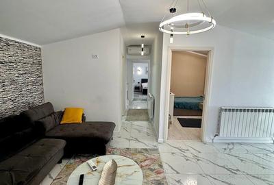 Casă cu 3 camere cu Teren 500 Mp în Central - 2