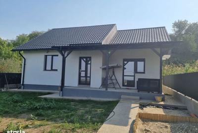 Casă cu 3 camere în Hemeiuș - 2