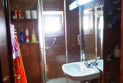 Apartament cu 3 camere decomandat în Central - 3