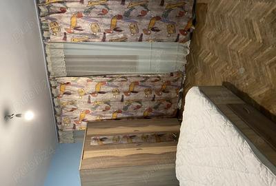 Apartament cu 3 camere semidecomandat în Craiovei