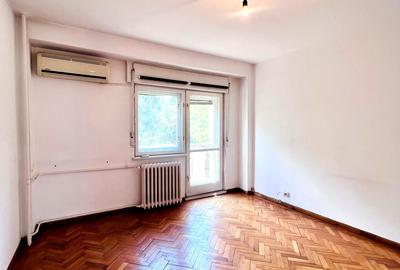 Apartament cu 3 camere în P-ța Unirii - 6