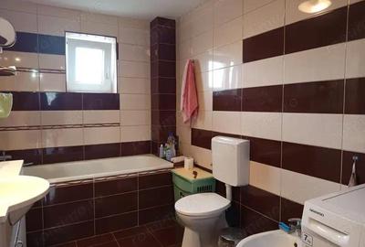 Casă cu 6 camere în Mintia - 19