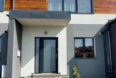 Apartament cu 3 camere decomandat în Sânpetru - 3