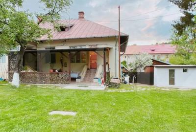 Casă cu 3 camere cu Teren 2000 Mp în Moreni - 4