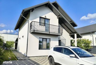 Casă cu 4 camere în Valea Adâncă - 9