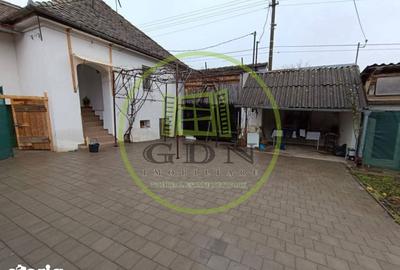 Casă cu 4 camere cu Teren 300 Mp în Central - 4