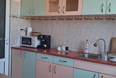 Apartament cu 3 camere decomandat în Central - 2