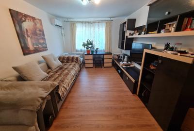 Apart. 3 camere decomandat, 70 mp, etaj 1, mobilat in  Bulevardul Canta, i