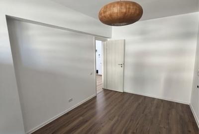 Apartament cu 2 camere decomandat, mobilat în Tractorul - 6