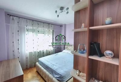 Apartament cu 3 camere decomandat în Central - 8