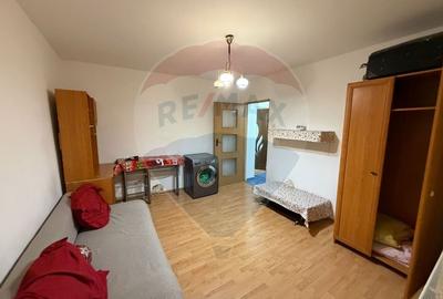 Apartament cu 3 camere decomandat în Sud - 3