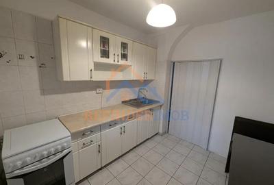 Apartament cu 2 camere decomandat în Rahova - 10