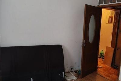 APARTAMENT  DECOMANDAT ZONA VITAN - 3