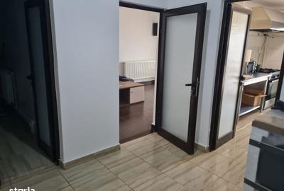 Spațiu comercial, de 110 mp, în Central - 1