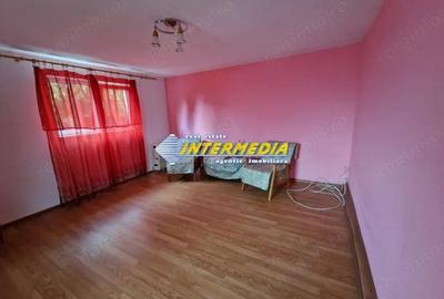 OKAZIE ! Casa cu Magazie 99 mp. Teren 570 mp. Alba Zona Arex toate utilitatile - 5