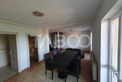 Apartament 3 camere decomandat 80 mp +  balcon cu scara interioara - 2