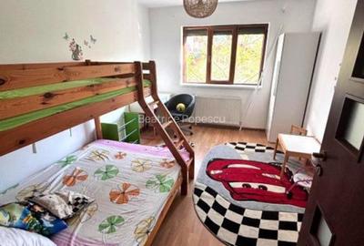Apartament cu 3 camere decomandat, mobilat în Central - 4