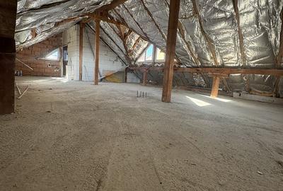 Apartament cu 3 camere în Central - 1