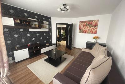 Apartament cu 2 camere decomandat în Cățelu - 1