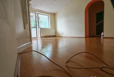 Apartament cu 2 camere semidecomandat în Central - 1