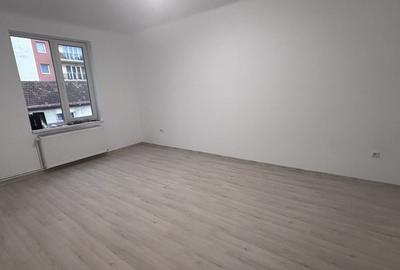 2 camere  zona Avram Iancu, 63mp, 120000Euro - 5